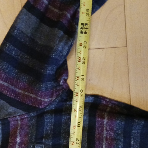 Men's flannel plaid shirt - Picture 8 of 9
